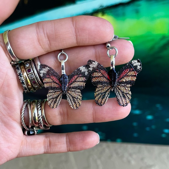 Dangly black and orange Monarch butterfly stainless steel post boho earrings - Picture 6 of 11